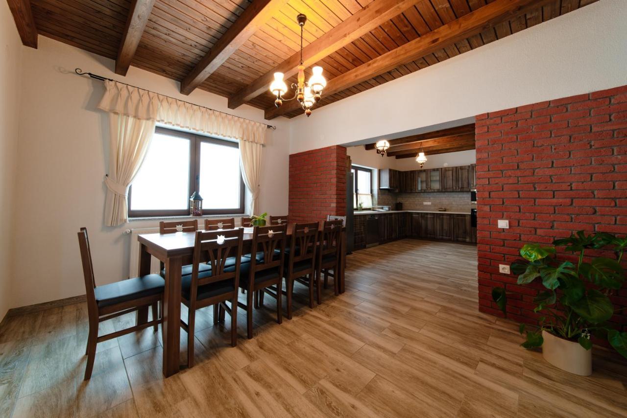 Transylvanian Relax House Lupeni  Exterior photo